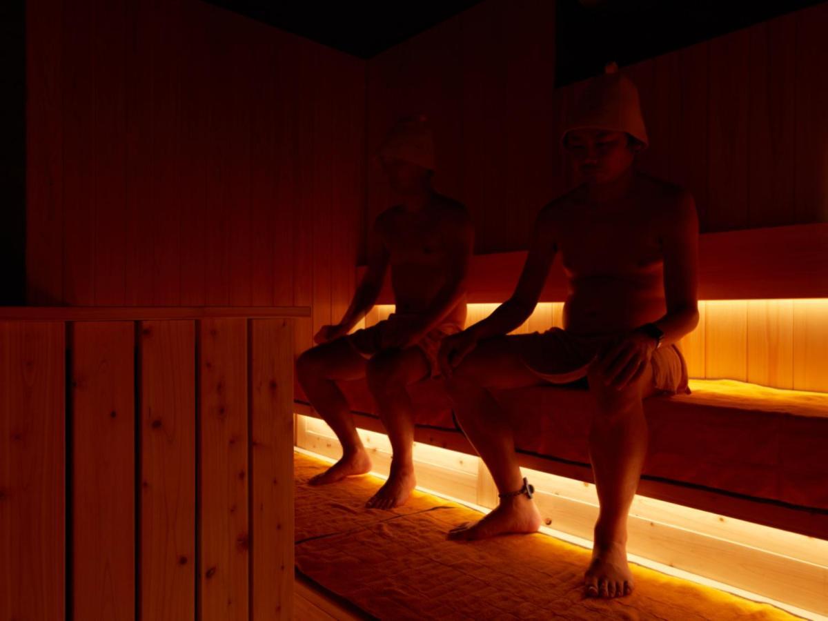Rembrandt Cabin & Spa Shimbashi - Caters To Men Tokió Kültér fotó