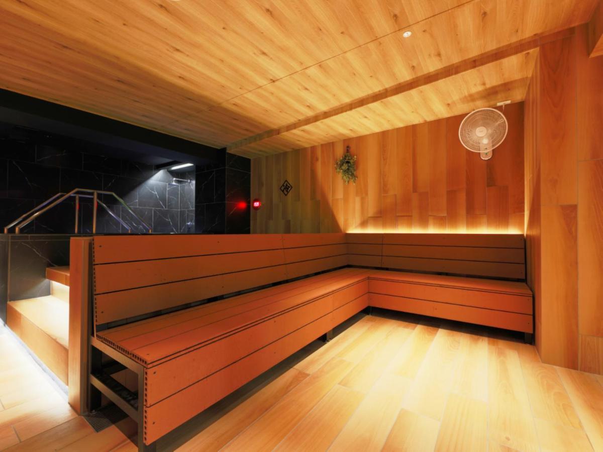Rembrandt Cabin & Spa Shimbashi - Caters To Men Tokió Kültér fotó
