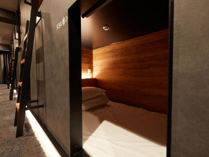 Rembrandt Cabin & Spa Shimbashi - Caters To Men Tokió Kültér fotó